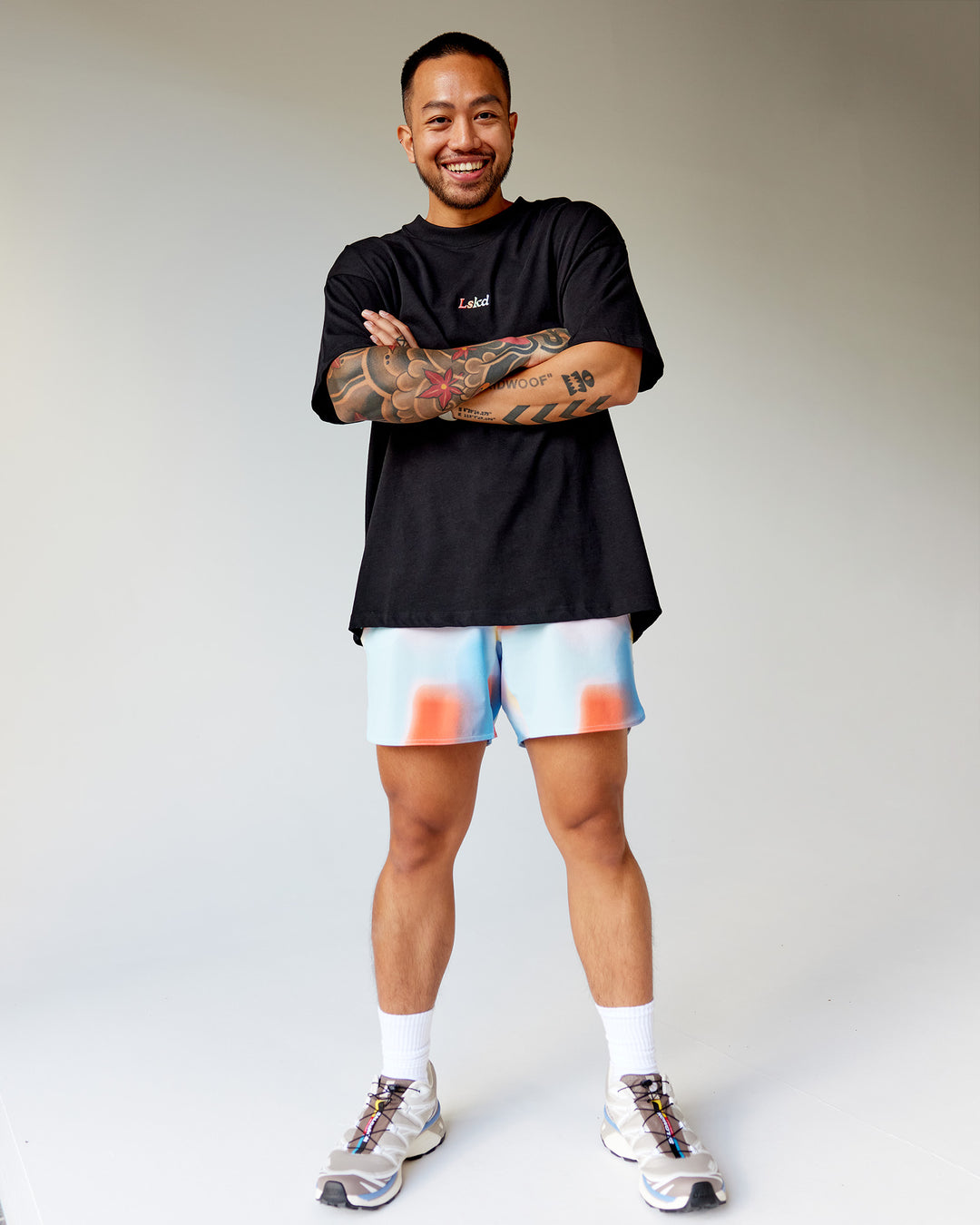 Man wearing Lift 6" Short - Rainbow Shade Print | Model:Justin | Size:M - view 4