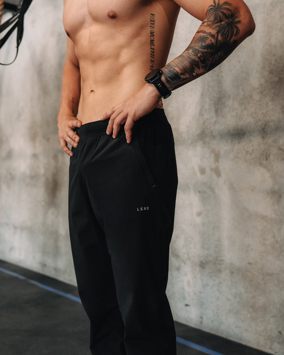 Man wearing Lift Jogger - Black | Model: | Size:M - view 7