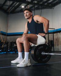 Man wearing AeroFLX+ Seamless Tank - Navy/Navy | Model:| Size:M | Thumbnail Index: 3