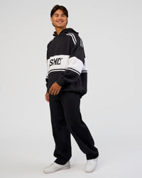 Man wearing A-Team Oversized Hoodie - Caviar-White | Model:George | Size:M | Thumbnail Index: 2