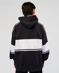 Man wearing A-Team Oversized Hoodie - Caviar-White | Model:George | Size:M | Thumbnail Index: 5