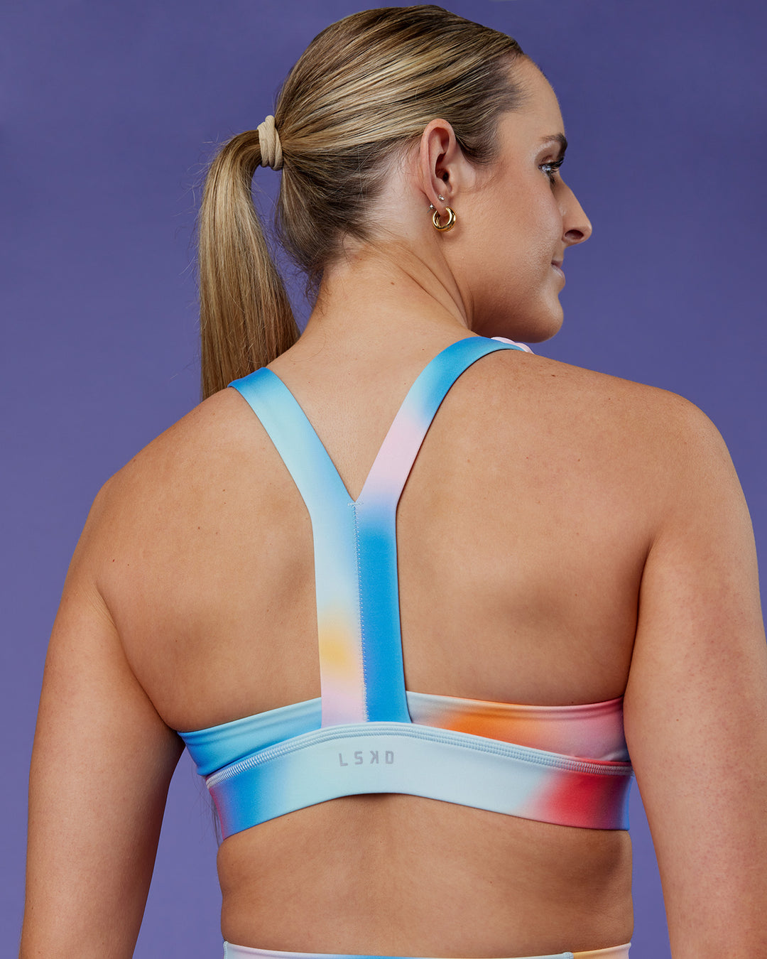 Woman wearing Advance Sports Bra - Rainbow Shade | Model:Mon | Size:M - view 2