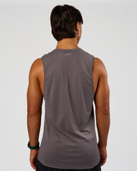 Man wearing AeroFLX+ Seamless Muscle Tank - Duskstone/Duskstone | Model:George | Size:M | Thumbnail Index: 3