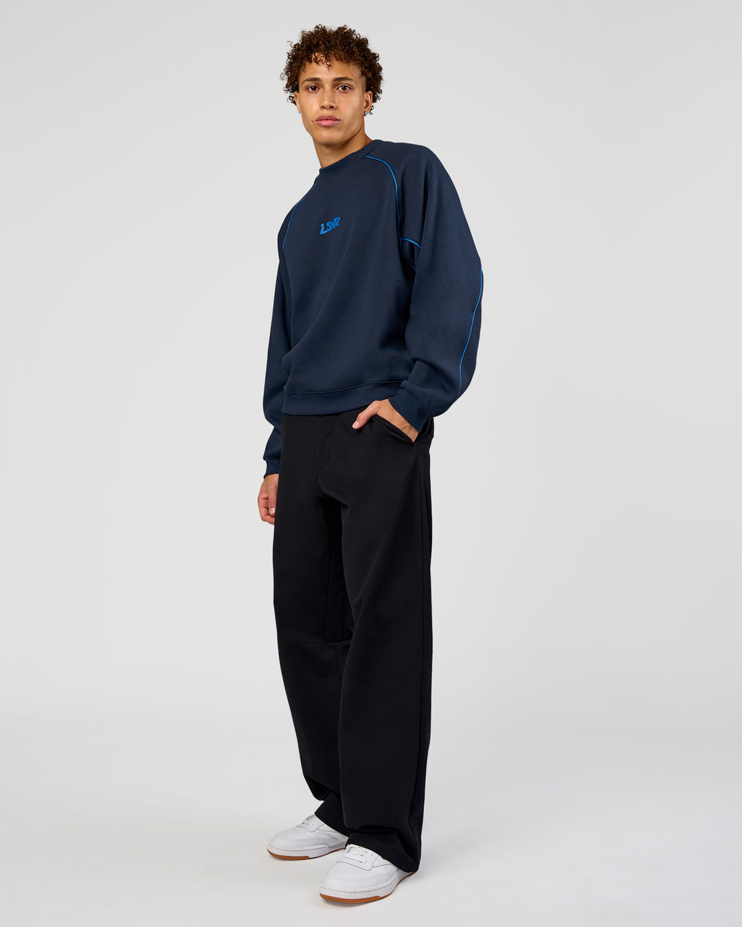 Man wearing Axis Boxy Crew Sweater - Future Navy-Palace Blue | Model:Leandro | Size:M - view 3