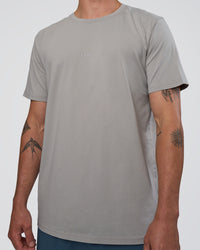 Man wearing Base FLXCotton Tee - Alloy Washed | Model:Konnor | Size:M | Thumbnail Index: 2