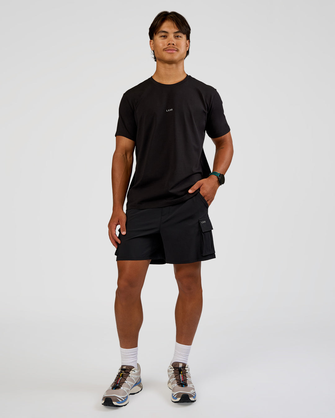 Man wearing Base FLXCotton Tee Regular Fit -8cm - Black | Model:George | Size:M - view 2