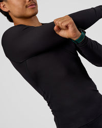 Man wearing BaseTech Long Sleeve Tee - Black | Model:George | Size:M | Thumbnail Index: 5