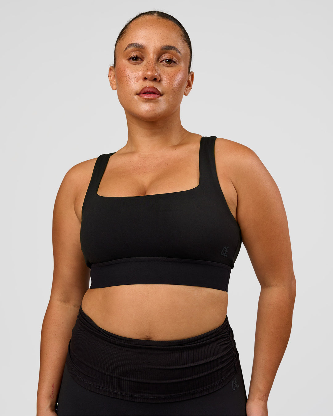 Woman wearing CF Train Hard Sports Bra - Black | Model:Simmy | Size:M - view 8