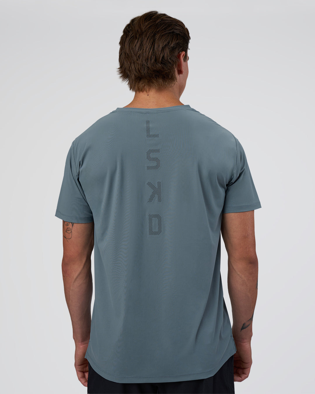 Man wearing Cadence Swift Tee - Blue Mirage | Model:Konnor | Size:M - view 4