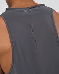 Man wearing Cadence Tank - Dark Storm | Model:Daarian | Size:M | Thumbnail Index: 5