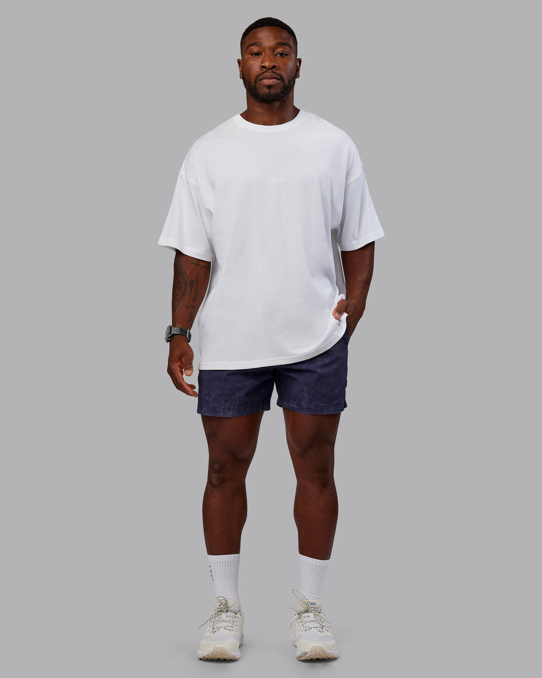 Man wearing Washed Daily 5" Shorts - Midnight Blue - view 6