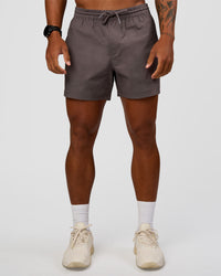 Man wearing Daily 5" Short - Duskstone | Model:Malebo | Size:M | Thumbnail Index: 4