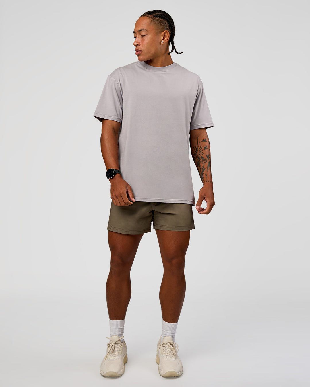 Man wearing Daily 5" Short - Walnut Grey | Model:Malebo | Size:M - view 6