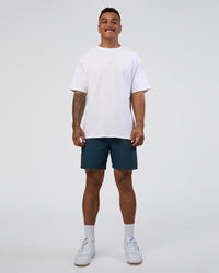 Man wearing Daily 7" Short - Night Sea | Model:Daarian | Size:M | Thumbnail Index: 2
