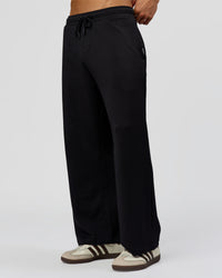 Man wearing Everyday Elevation Waffle Wide Leg Pant - Black | Model:Albert | Size:M | Thumbnail Index: 4