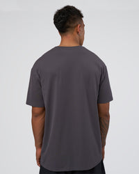 Man wearing Forever EffortlessTech Tee - Dark Storm | Model:Daarian | Size:M | Thumbnail Index: 2