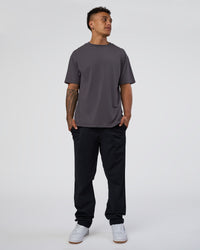 Man wearing Forever EffortlessTech Tee - Dark Storm | Model:Daarian | Size:M | Thumbnail Index: 5