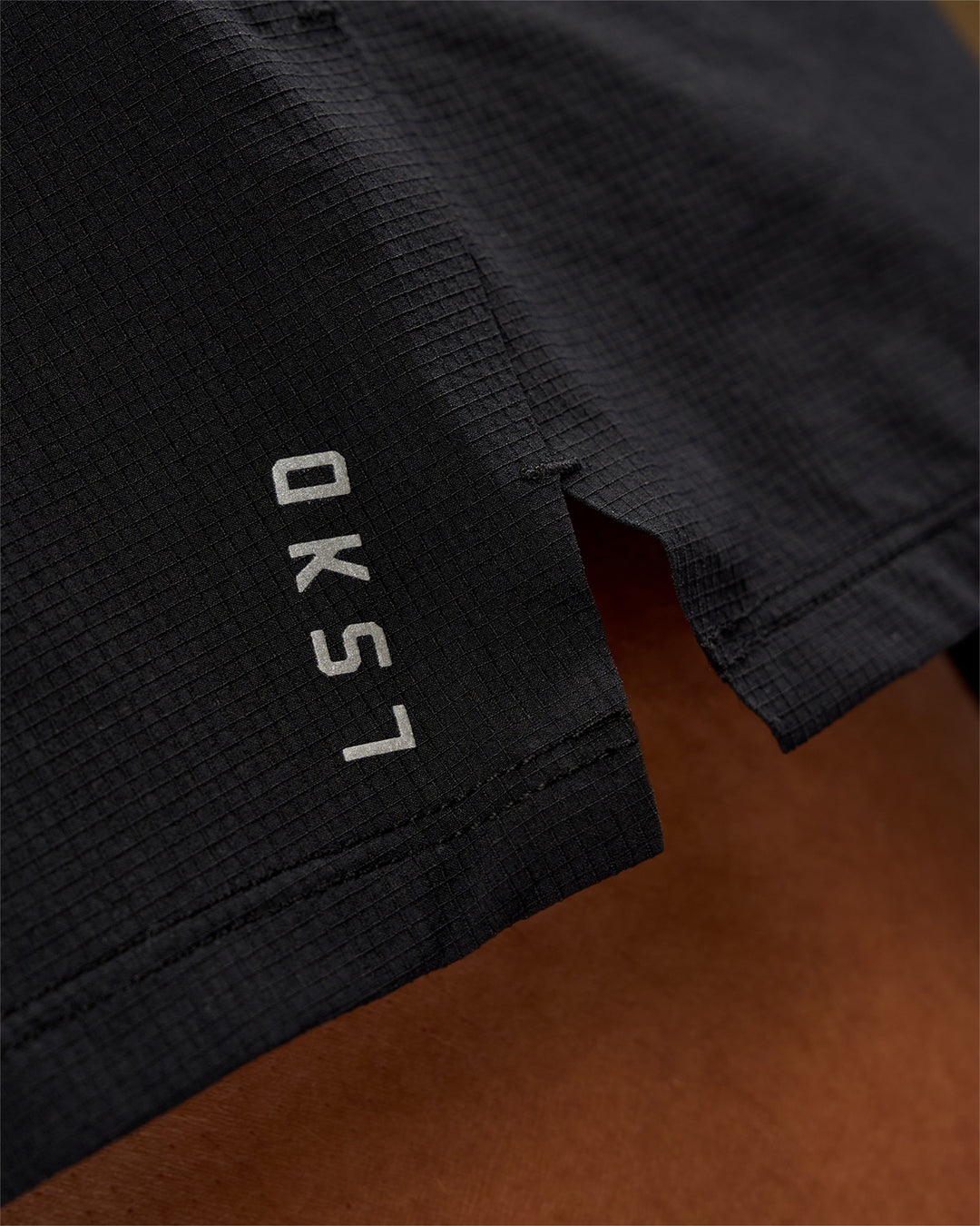 Man wearing Functional Training 5" Short - Black | Model:George | Size:M - view 6