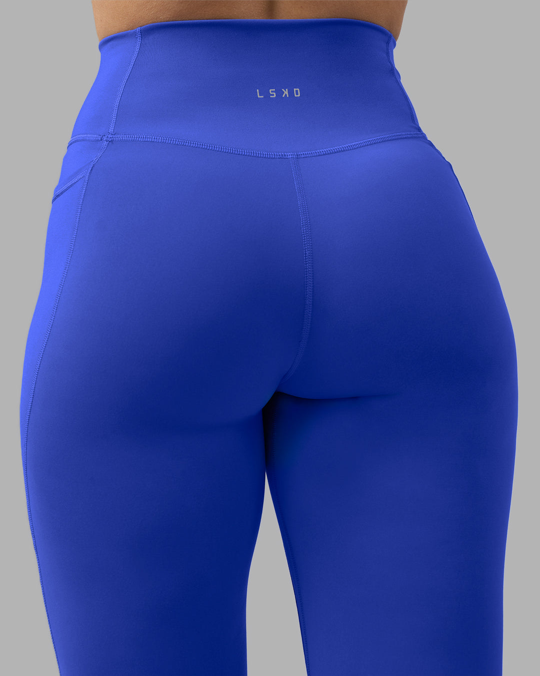 Woman wearing Fusion Ultra High-Rise Full Length Legging Pockets - Power Cobalt | Model:Amy | Size:M - view 10