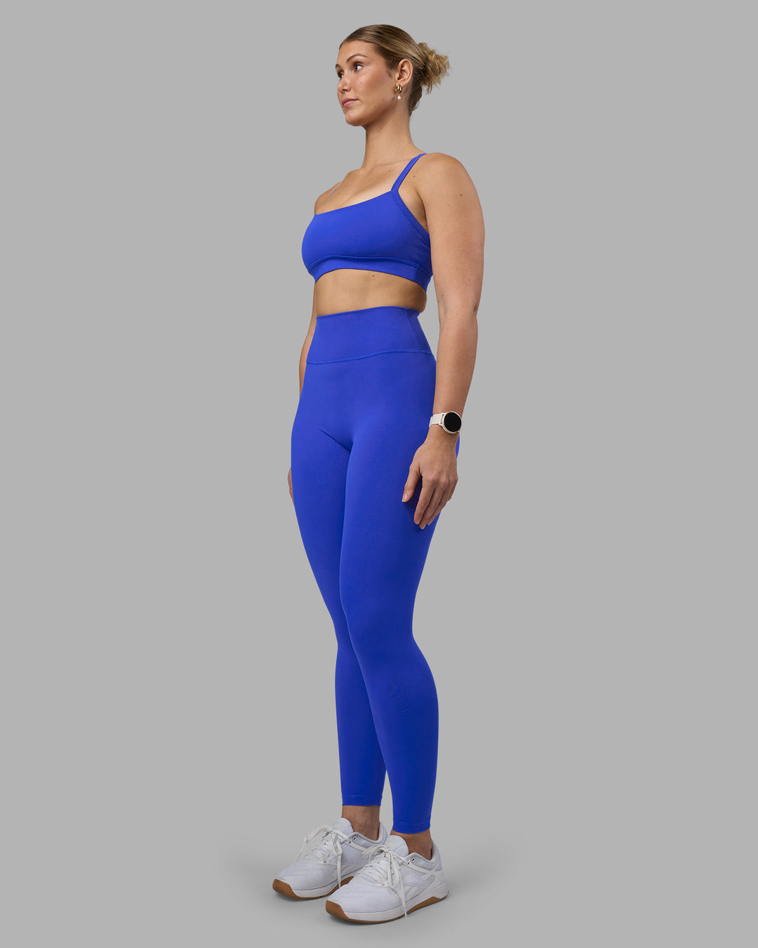 Woman wearing Fusion Ultra High-Rise Full Length Legging - Power Cobalt | Model:Amy | Size:M - view 6