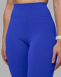 Woman wearing Fusion Ultra High-Rise Full Length Legging - Power Cobalt | Model:Amy | Size:M | Thumbnail Index: 4