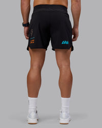 Man wearing Lift 6" Short - Black-Blue Atoll | Model:Jaiden | Size:M | Thumbnail Index: 6