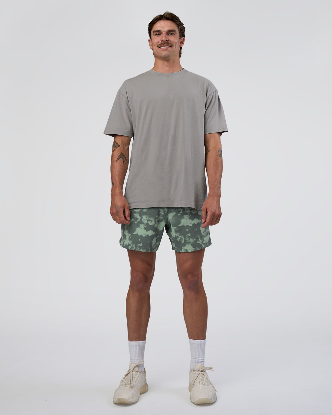 Man wearing Lift 6" Short - Washed Camo Carbon | Model:Konnor | Size:M - view 5