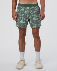 Man wearing Lift 6" Short - Washed Camo Carbon | Model:Konnor | Size:M | Thumbnail Index: 0