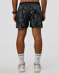 Man wearing Pace 5" Lined Running Short - Lunar Glow | Model:George | Size:M | Thumbnail Index: 3