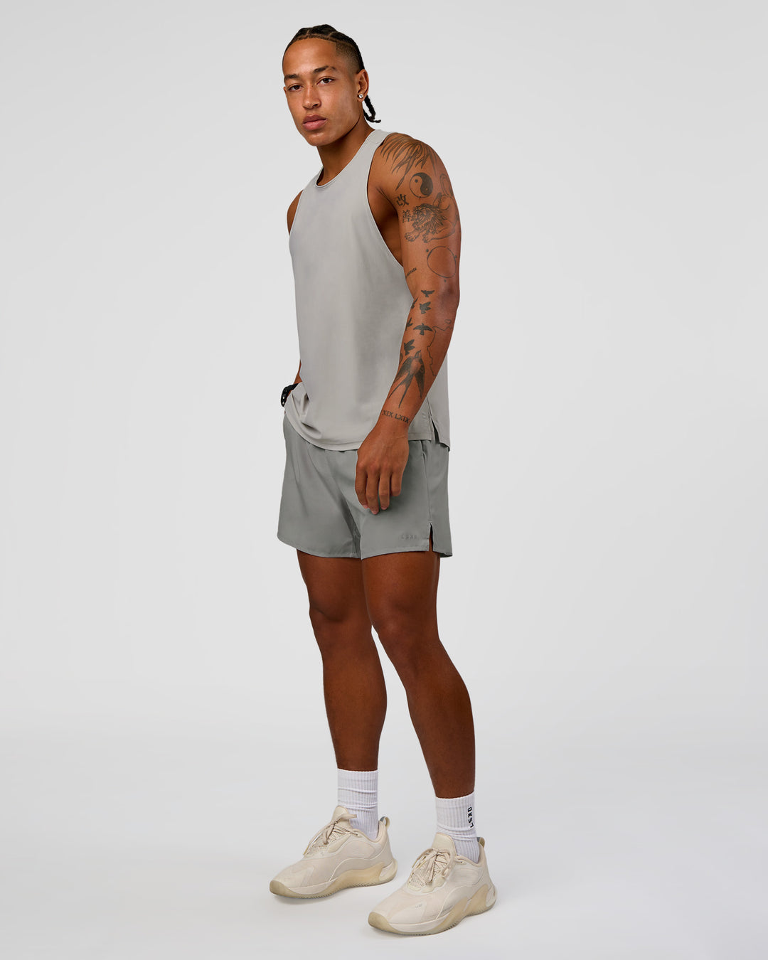 Man wearing Pace 5" Running Short - Alloy | Model:Malebo | Size:M - view 7