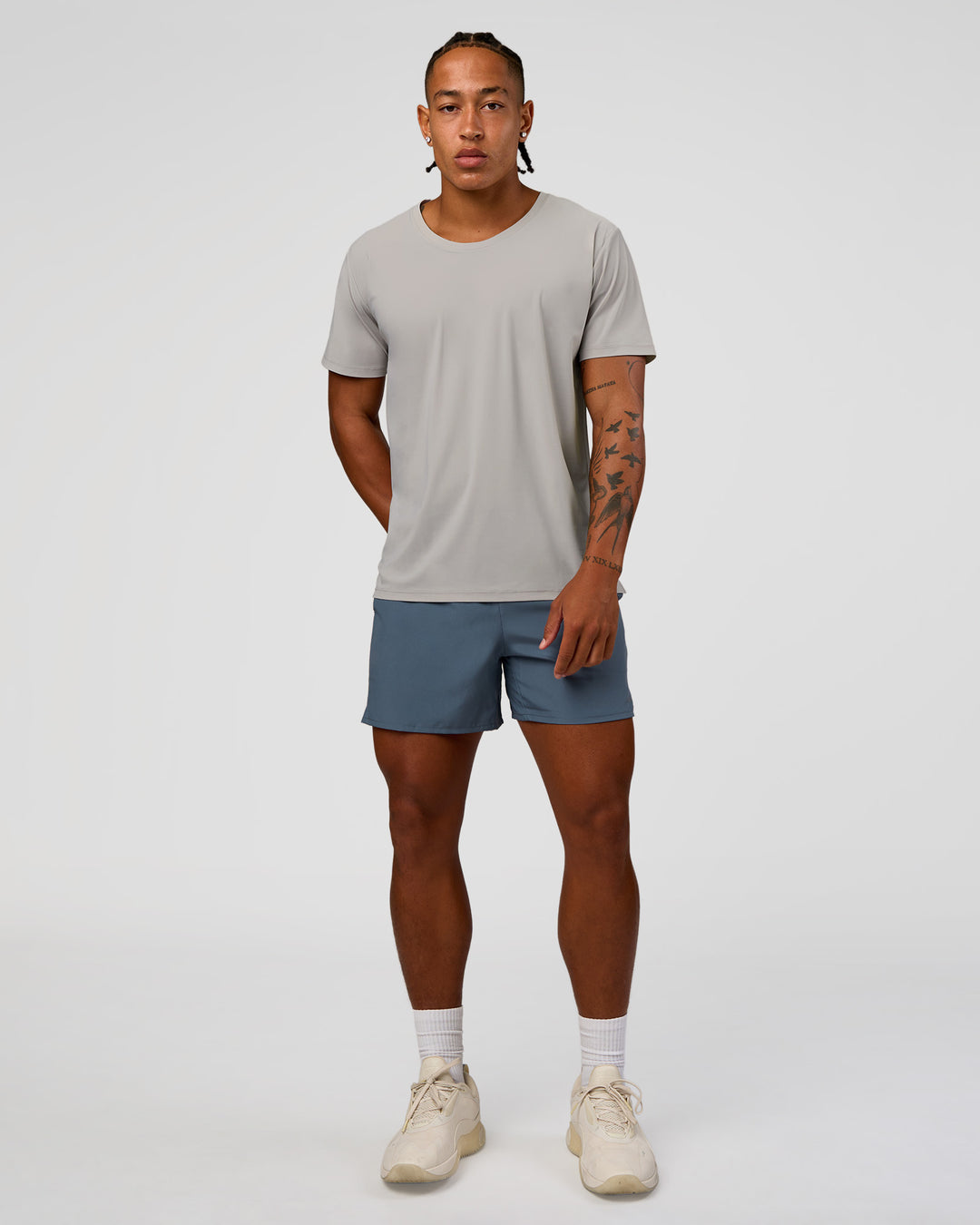 Man wearing Pace 5" Running Short - Blue Mirage | Model:Malebo | Size:M - view 6