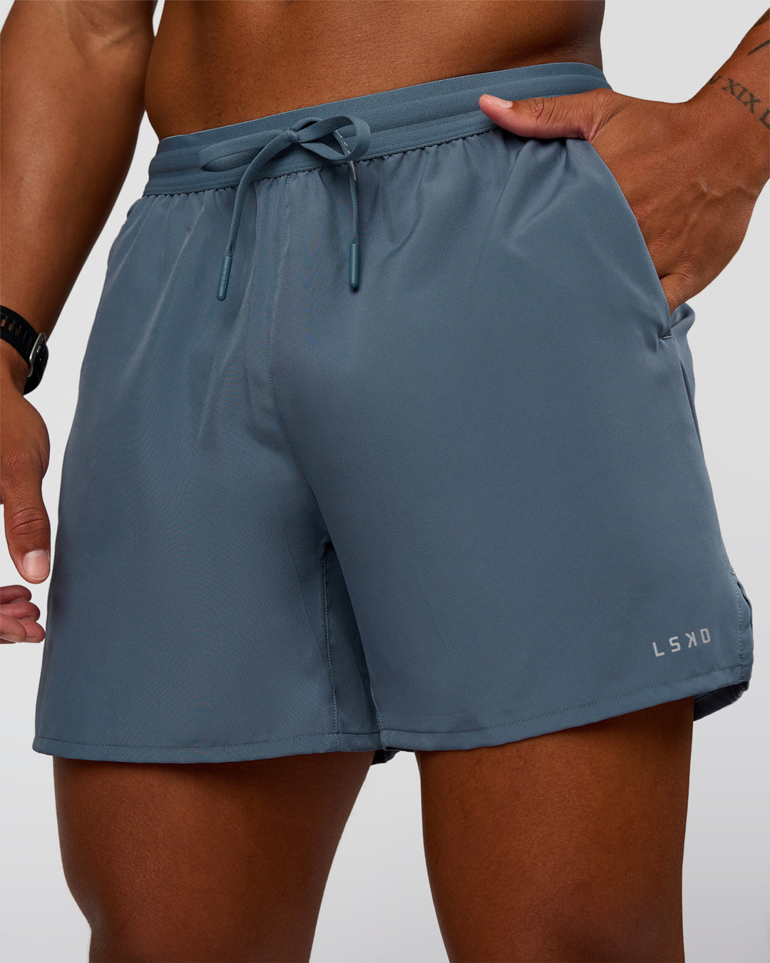Man wearing Pace 5" Running Short - Blue Mirage | Model:Malebo | Size:M - view 5