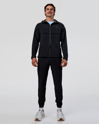 Man wearing Pace Running Jacket - Black | Model:Konnor | Size:M | Thumbnail Index: 16