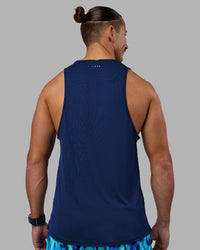Man wearing Pace Running Tank - Midnight Blue | Model:Jaiden | Size:M | Thumbnail Index: 3