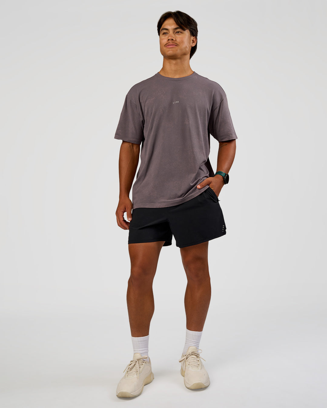 Man wearing Power Oversized Tee - Duskstone Washed | Model:George | Size:M - view 5