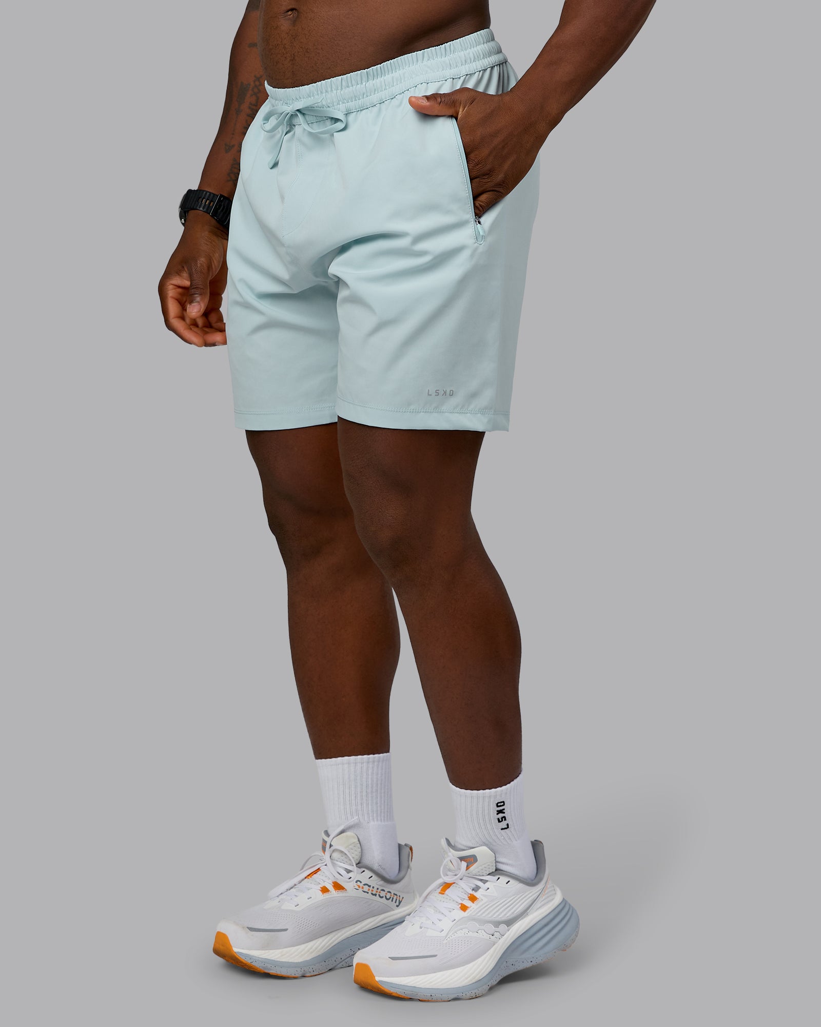 Man wearing Rep 7'' Performance Short in Skyride | Size:M