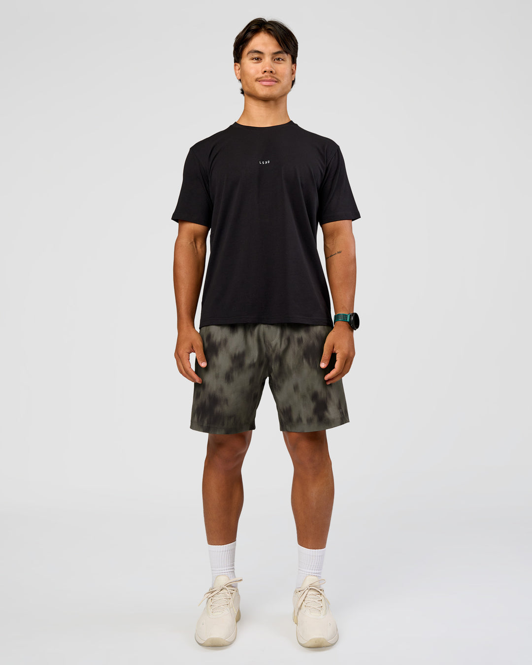 Man wearing Rep 7" Performance Short - Camo Washed Walnut Grey | Model:George | Size:M - view 7