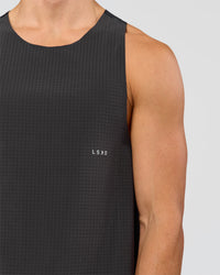 Man wearing Run Club Elevate Pace Running Tank - Onyx-Black | Model:Albert | Size:M | Thumbnail Index: 3