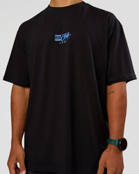 Man wearing Run Club Script FLXCotton Oversized Tee - Black-Palace Blue | Model:George | Size:M | Thumbnail Index: 10