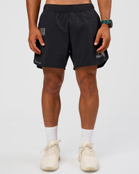 Man wearing Static Grit Lift 6" Short - Black-Alloy | Model:George | Size:M | Thumbnail Index: 8
