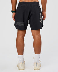 Man wearing Static Grit Lift 6" Short - Black-Alloy | Model:George | Size:M | Thumbnail Index: 3