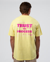 Man wearing Unfit Club FLXCotton Oversized Tee - Yellow Fizz Washed-Ultra Fuchsia | Model:Konnor | Size:M | Thumbnail Index: 2