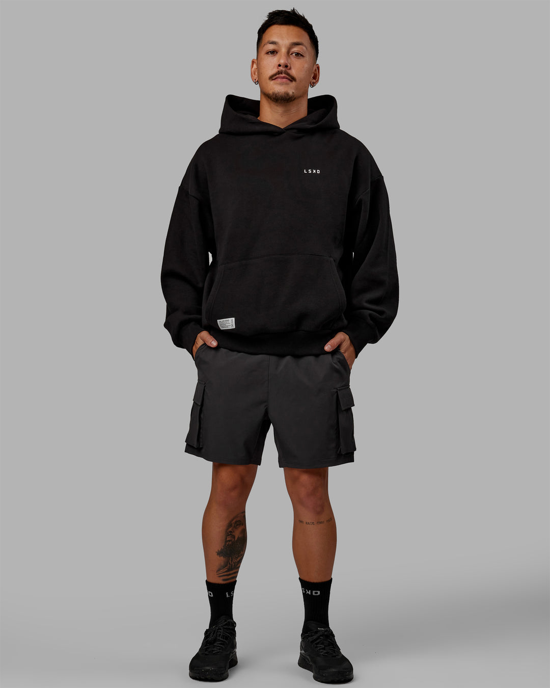 Man wearing Unisex VS6 Hoodie Oversize - Black-White - view 5