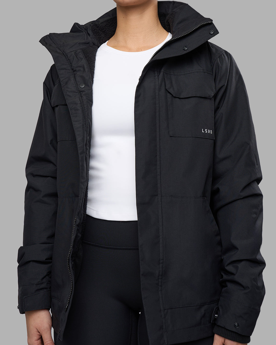 Woman wearing Marshall 2.0 Jacket - Black | Model:Amy | Size:M - view 28