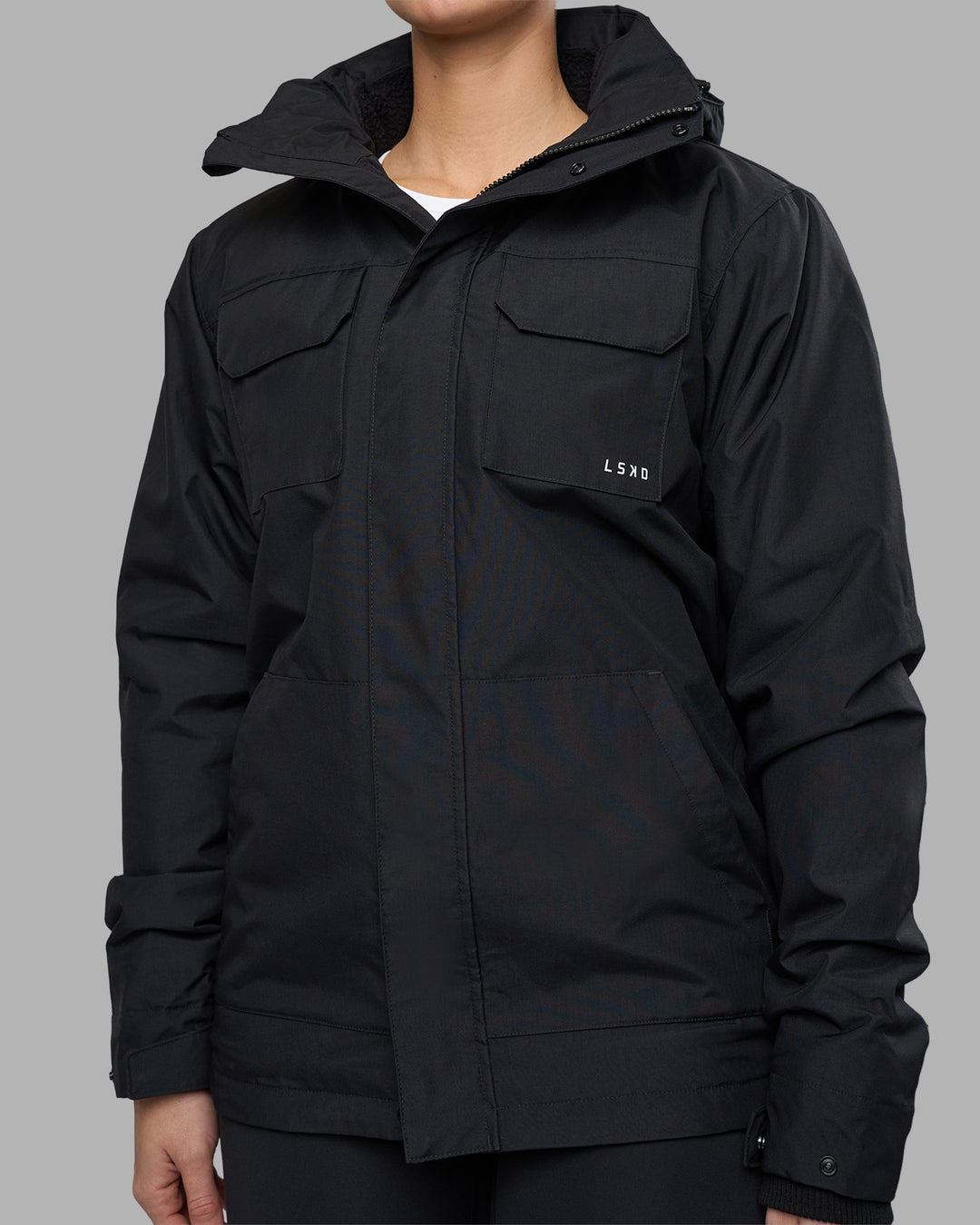 Woman wearing Marshall 2.0 Jacket - Black | Model:Amy | Size:M - view 25