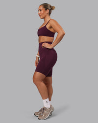Woman wearing Elixir Ultra High-Rise 9" Short Pockets - Cherry Lacquer | Model:Lyss | Size:S | Thumbnail Index: 6