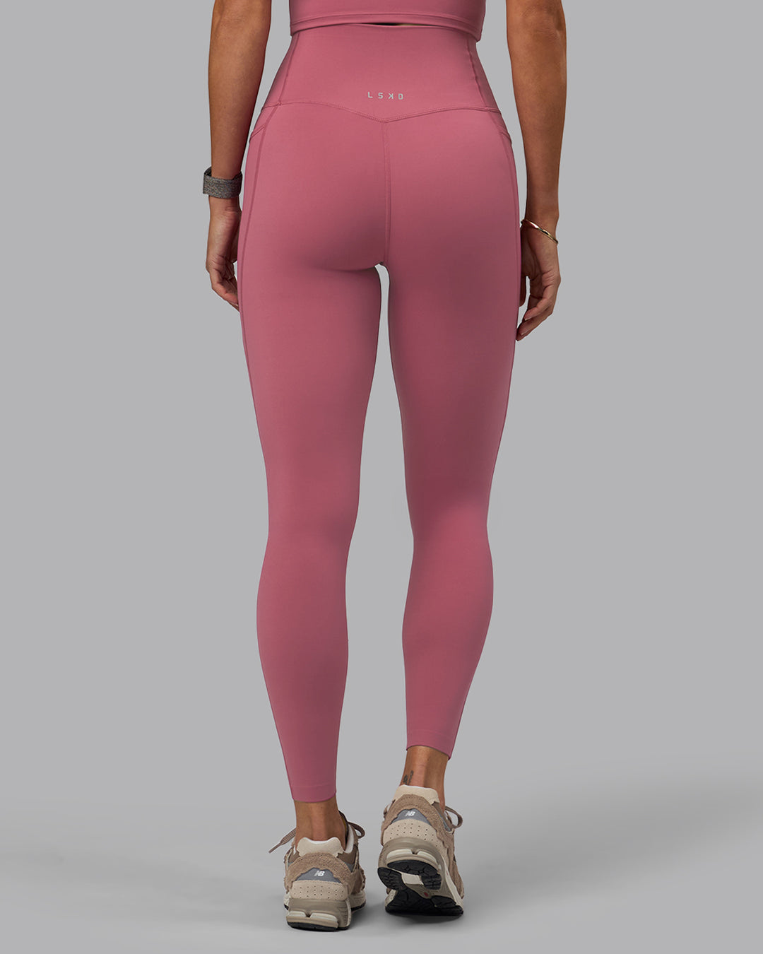 Woman wearing Elixir Ultra High-Rise Full Length Legging Pockets - Mauve Haze - view 4