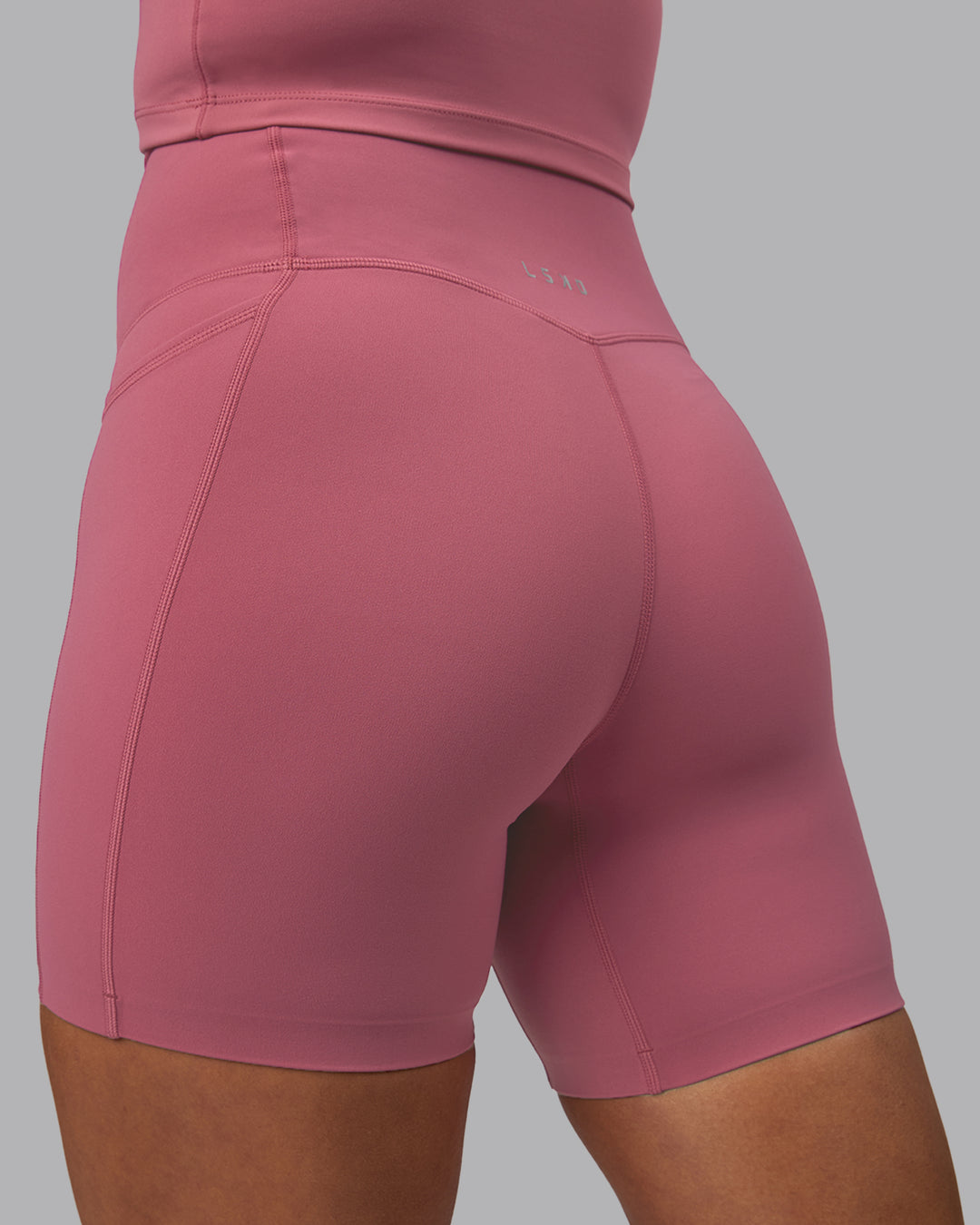 Woman wearing Elixir Ultra High-Rise 6" Short Pockets - Mauve Haze - view 8