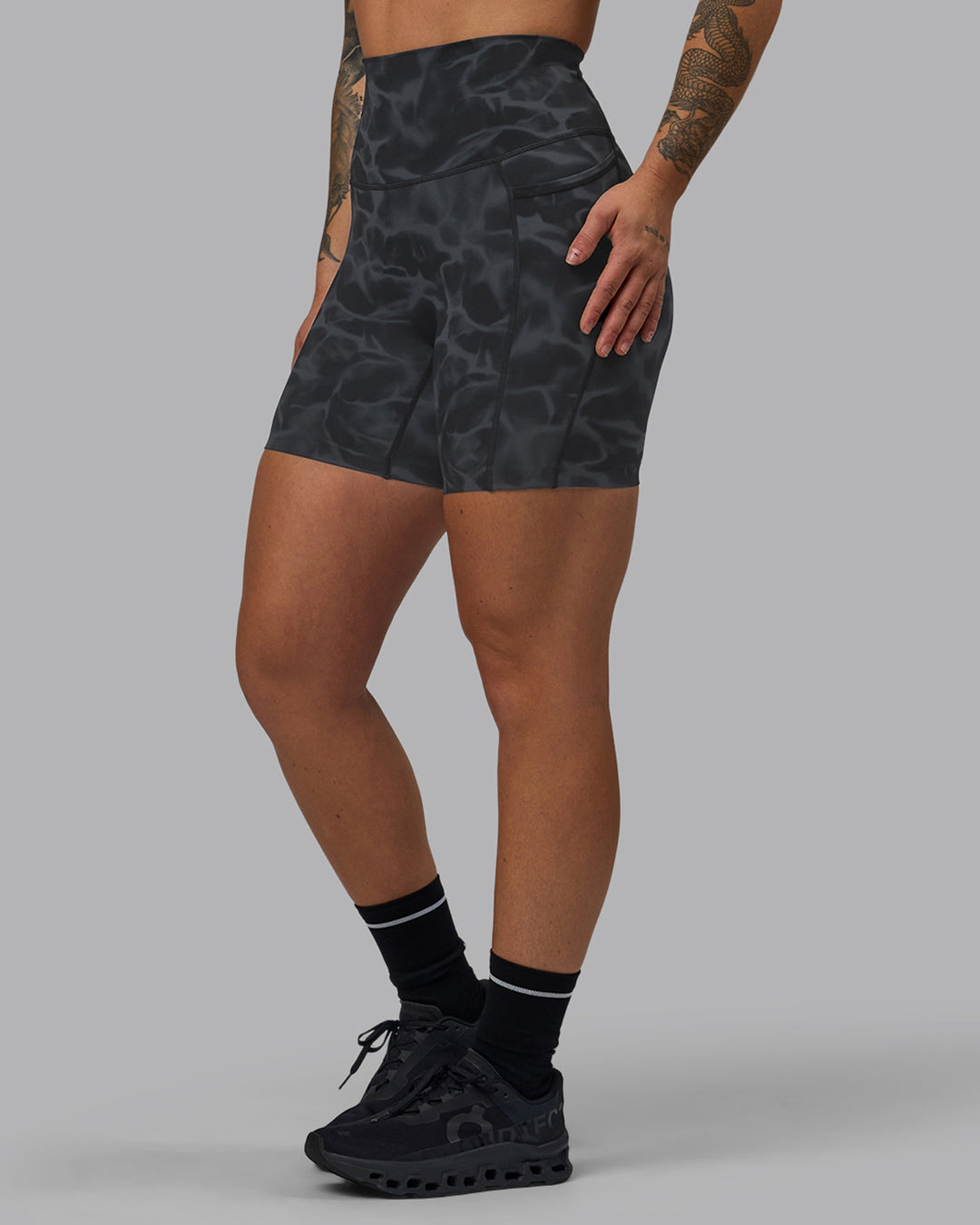 Woman wearing Elixir Ultra High-Rise 6" Short Pockets - Tranquil-Black - view 3