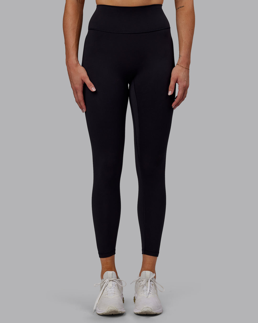 Woman wearing Fusion Ultra High-Rise 7/8 Legging - Black | Model:Hannah | Size:S - view 6